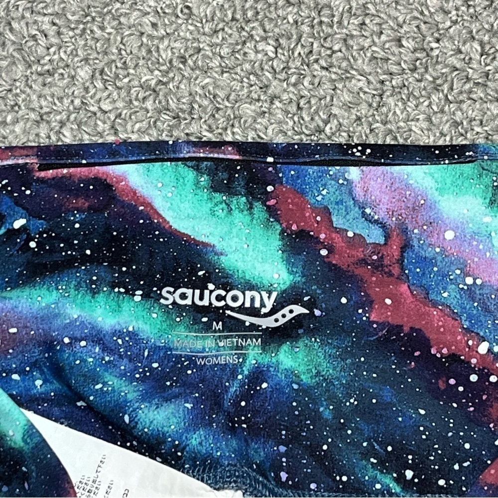 Saucony Fortify Crop Dusk Watercolor Galaxy Print Leggings Womens Size Medium - Picture 8 of 10